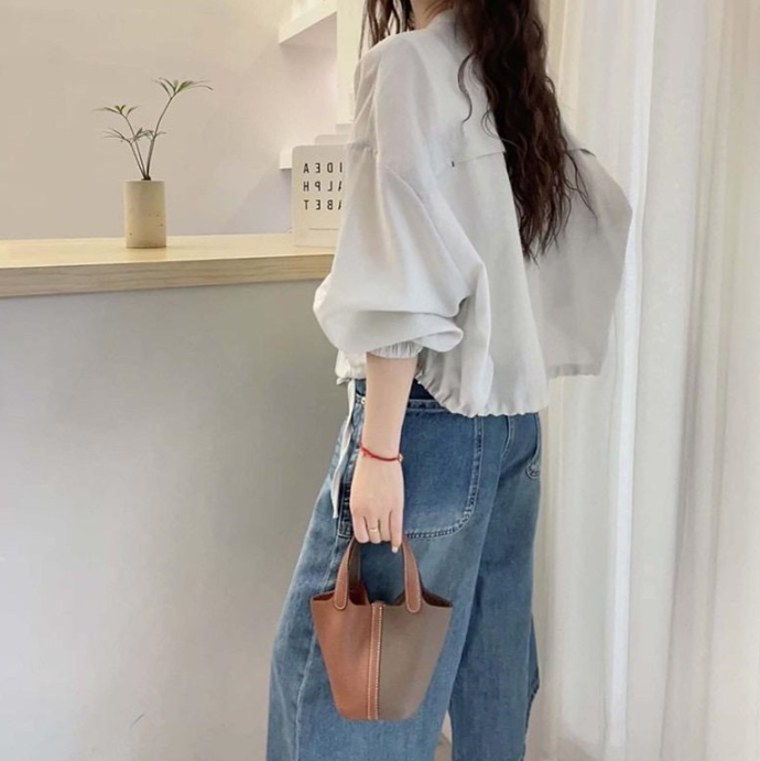 TIRA 여성 라운드넥 빅포켓 루즈핏 바람막이 아우터 가벼운 긴팔 봄여름 휴가 캐주얼 자켓
